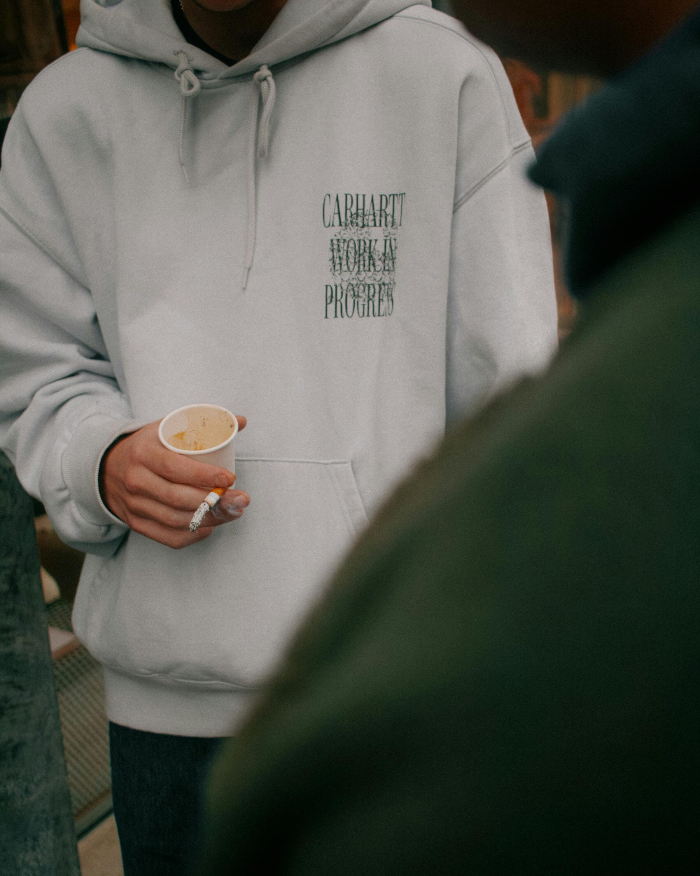 Perché gli adolescenti dovrebbero evitare le sigarette elettroniche e il tabacco riscaldato